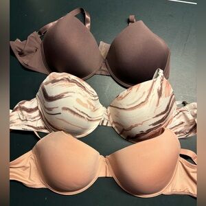 Set of (3) Bras